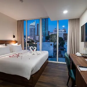 4* Hotel Hato Saigon Boutique & Rooftop